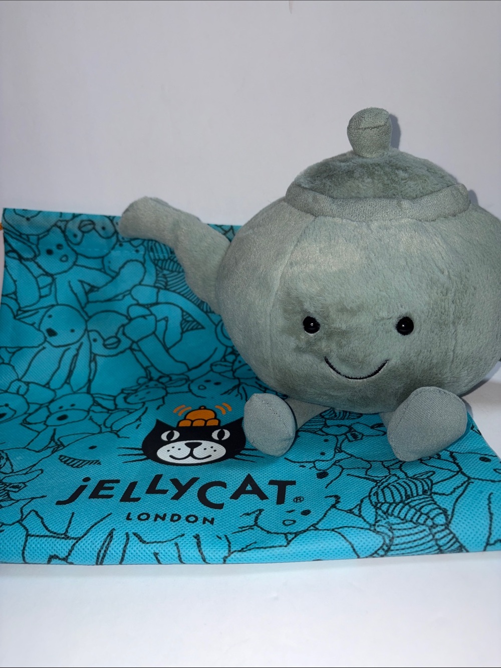 Jellycat Amusables Plush Teapot Toy - Light Green Plush
